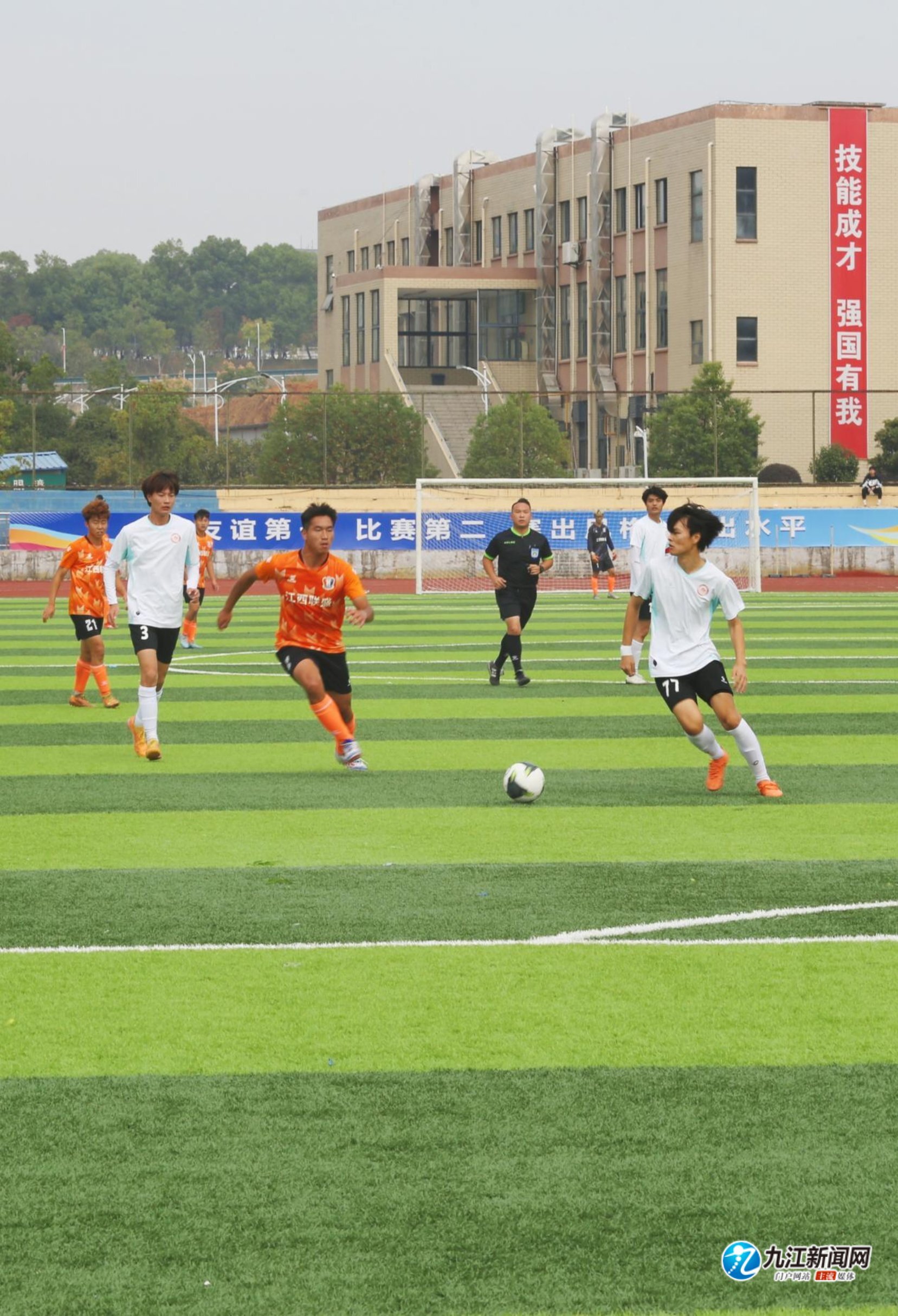 是运动员们 是运动员们