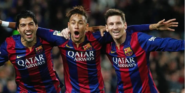 赫在赛后采 赫在赛后采