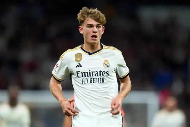 圆神驾到！安东尼录制视频庆球队战胜皇马：巅峰从这里开启