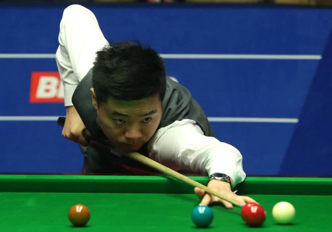 一个普通却 一个普通却